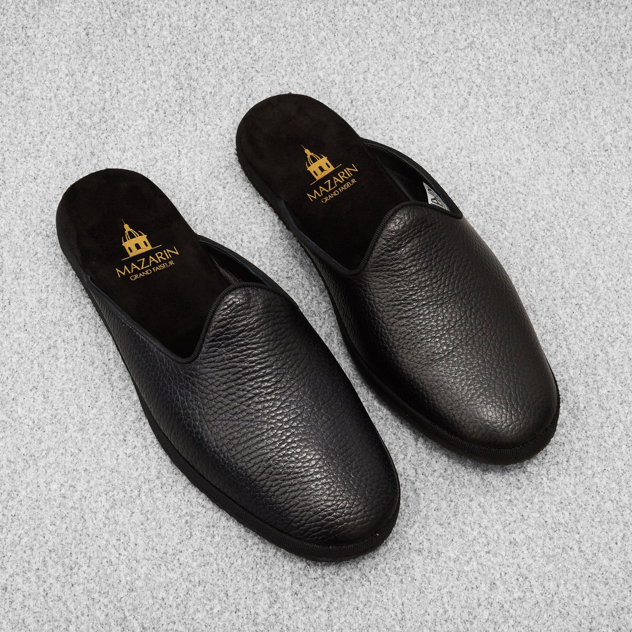【新品】 SLIPPER　　　　 LEATHER/BLACK 26㎝ Black open slippers in grained leather - Mazarin - Mes Chaussettes