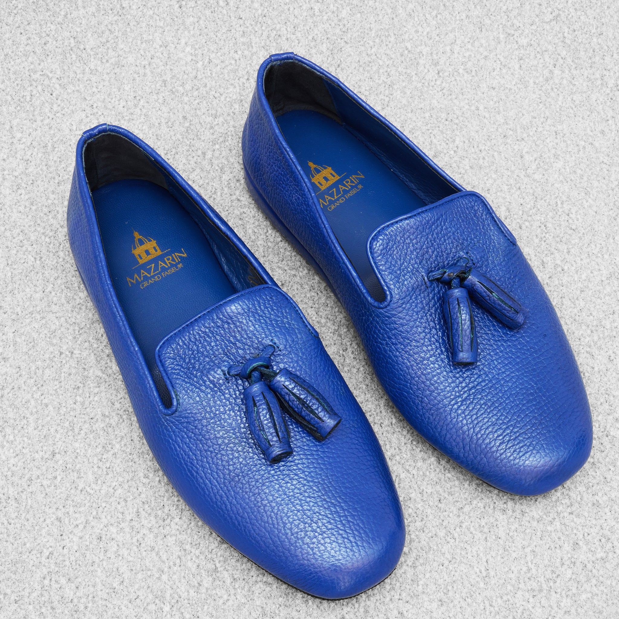 Grained leather slippers for men in royal blue - Mazarin Mes Chaussettes Rouges Grained leather slippers for men in royal blue - Mazarin Mes Chaussettes Rouges
