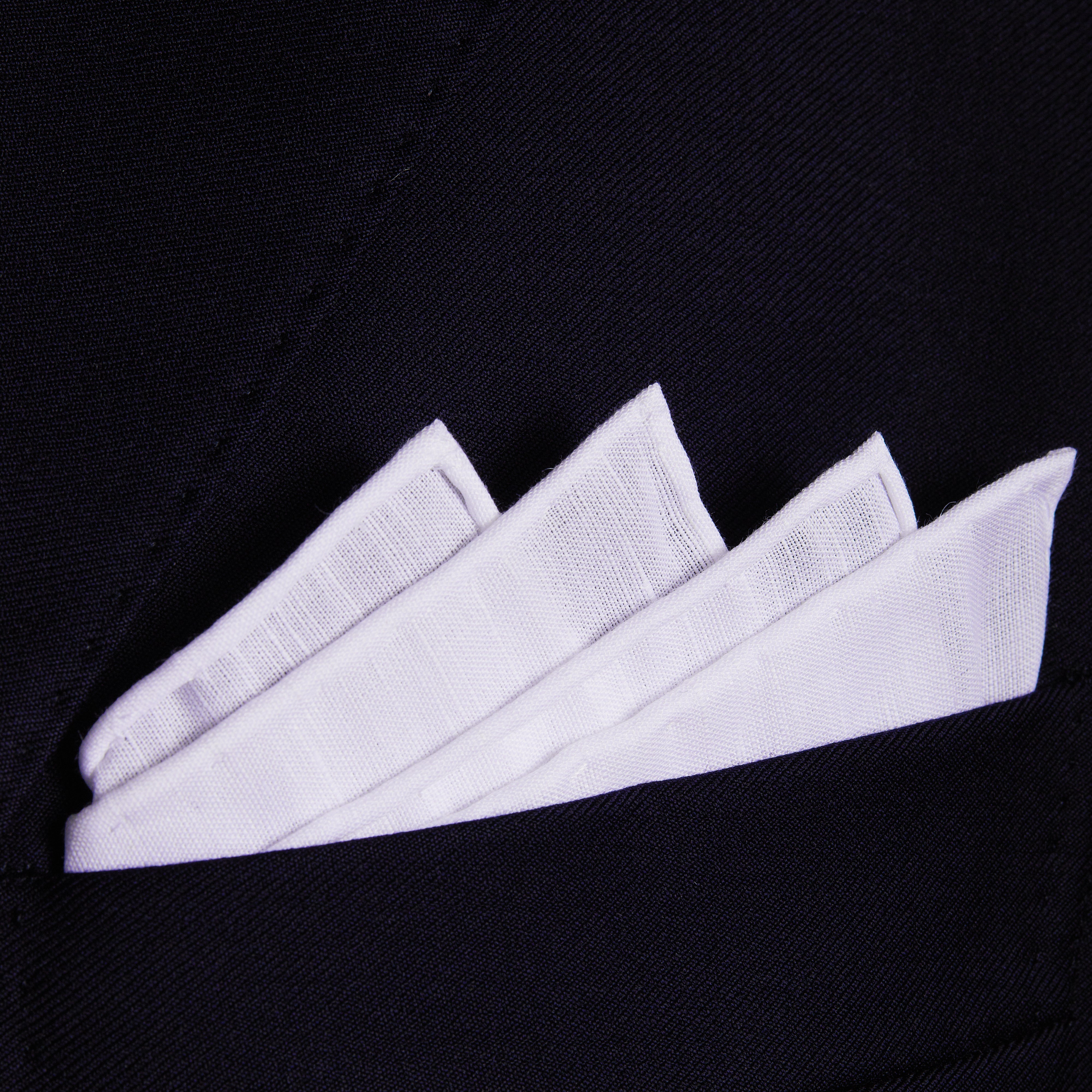 Mouchoir de poche en lin blanc à bords rouges