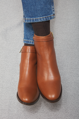 Dark brown - Merino wool