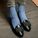 Chaussettes pour femme de couleur bleu ciel, en 100% fil d'Écosse. Modèle de mi-bas (hautes) de la marque Mazarin. Fines et légères. Pointures : du 36 au 49