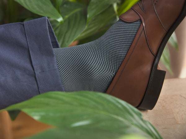 Gray &amp; Green - Compression