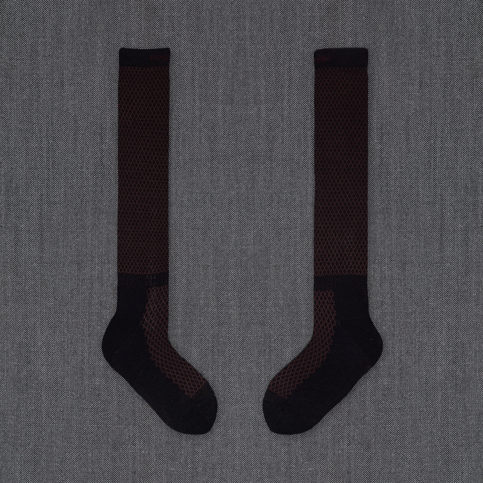 Marine & Bordeaux - Reiten - Wolle & Seide