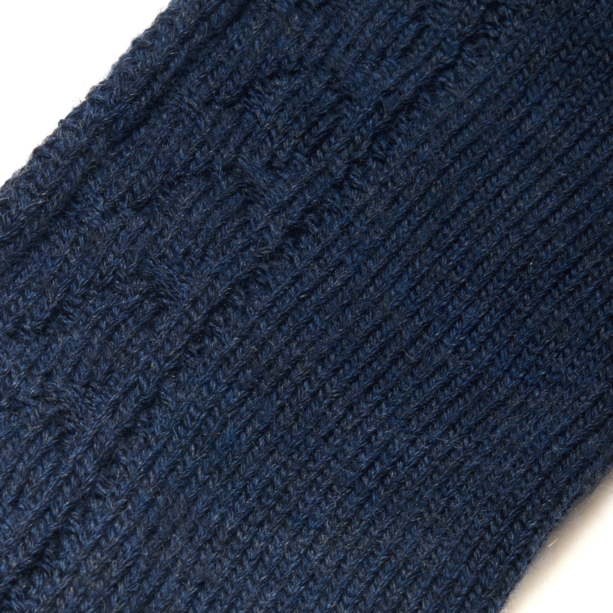 Stahlblau - Zopfmuster - Super-Solid Wolle