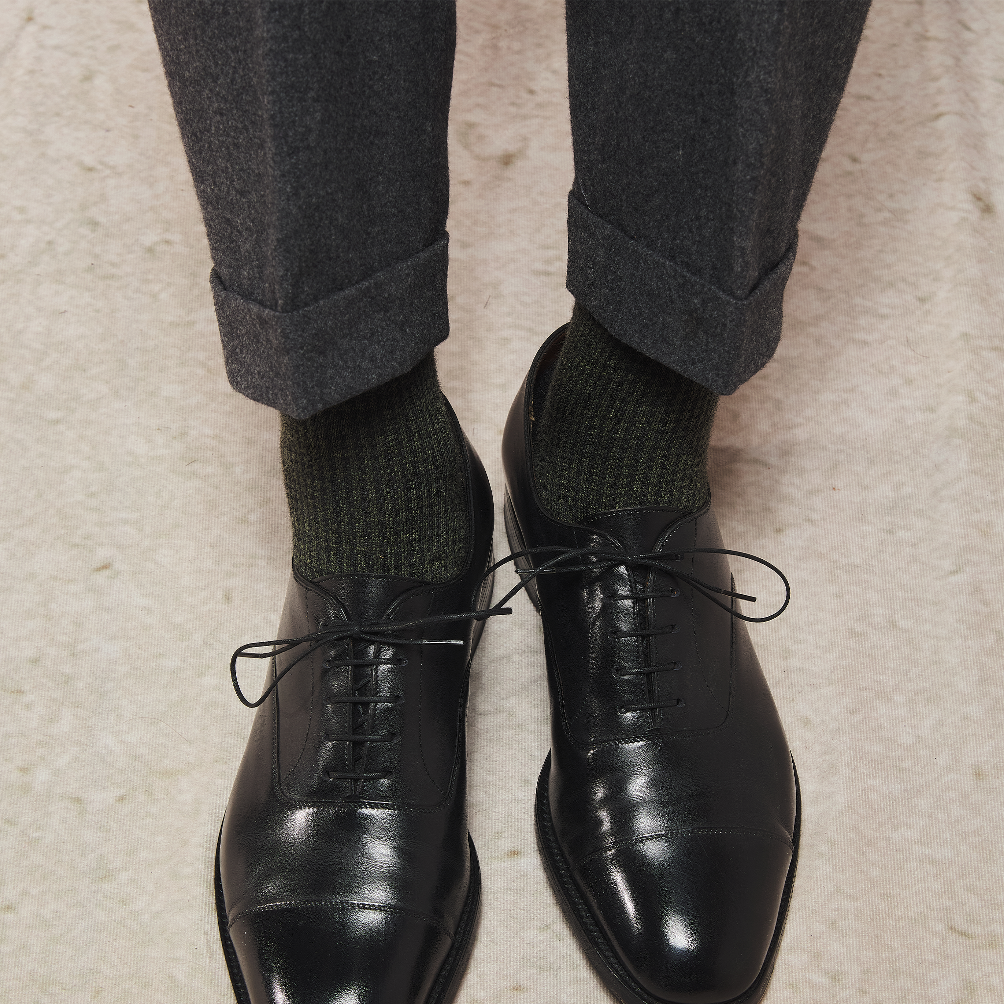 Grau & Khaki - Hahnentritt - Super-Solid Wolle - Mazarin X Scavini