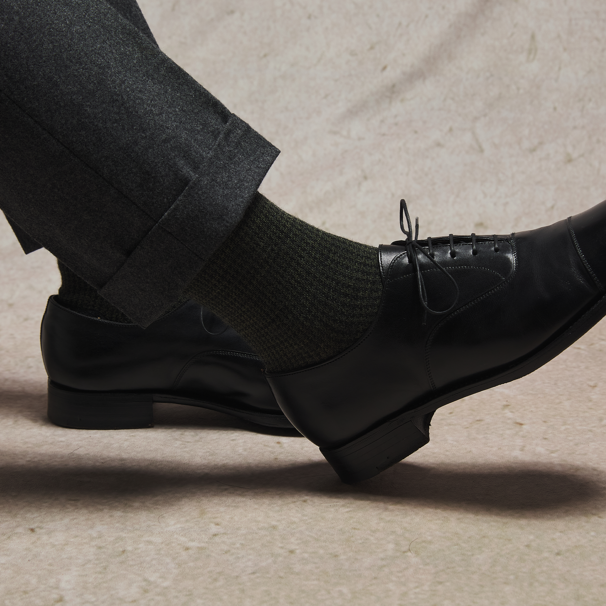 Grau & Khaki - Hahnentritt - Super-Solid Wolle - Mazarin X Scavini