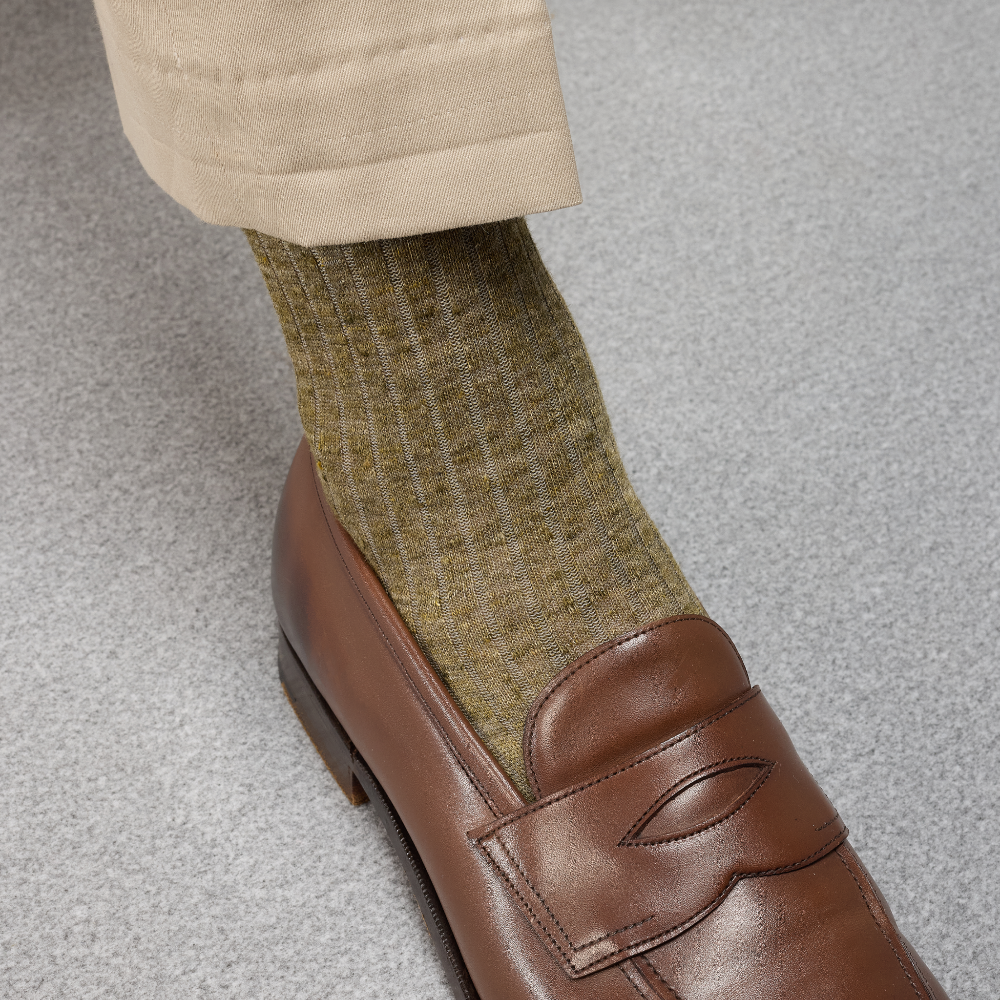 Khaki & Grau - Leinen - Mazarin X Scavini