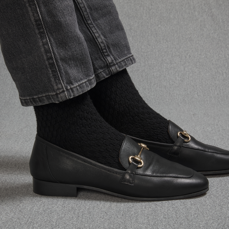 Short black women's wool socks