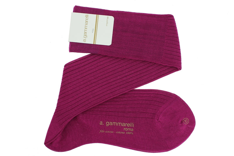 Betsy Trotwood naturpark Automatisering Chaussettes violettes hautes homme - 100% Fil d'Écosse - Gammarelli – Mes  Chaussettes Rouges