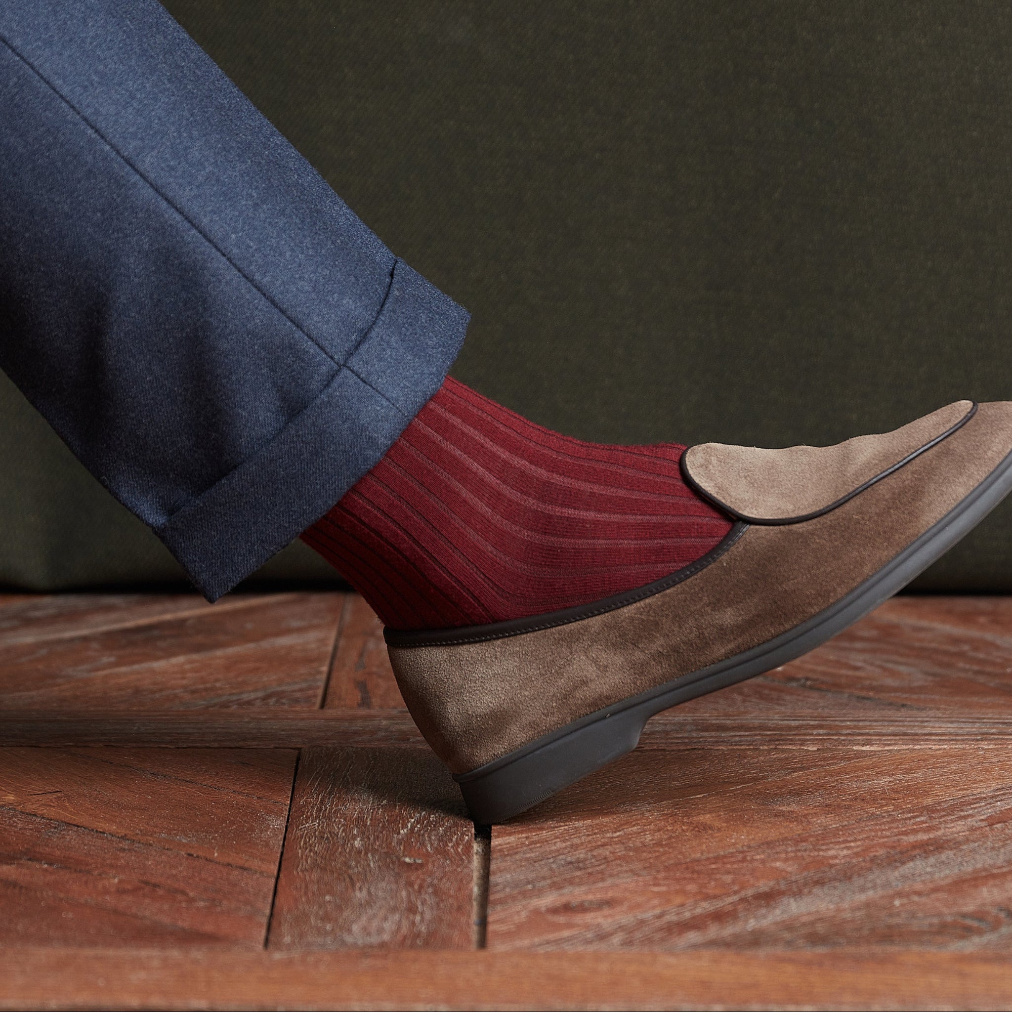 Cherry &amp; Gray - Super-durable Wool