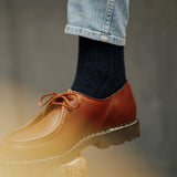 Chaussettes bleues marines, en 85% cachemire, 13% polyamide, 2% élasthanne. Mi-mollet (courtes) pour femme, de la marque Mazarin. Moelleuses, très chaudes et épaisses. Pointures : du 36 au 45