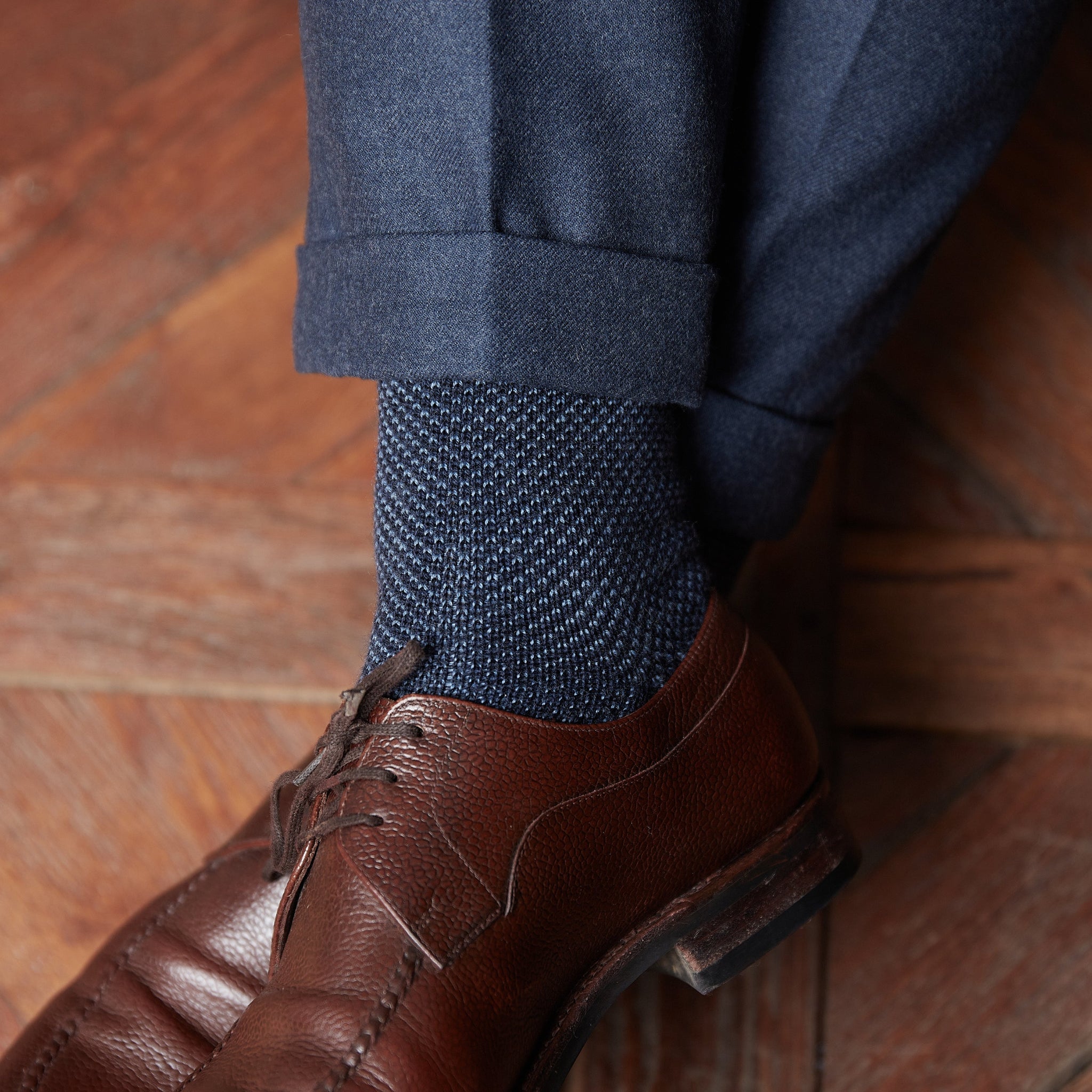Marineblau & Himmelblau - Bison-Serie Kaviar - Wolle
