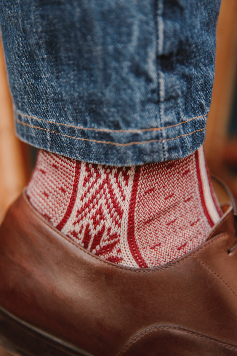Chaussettes norvégienne en laine 90% fines, chaudes et douces de la marque Bresciani. Modèle pour homme et femme pour l'hiver, hauteur mi-mollet (courtes). Pointures : du 39 au 48.